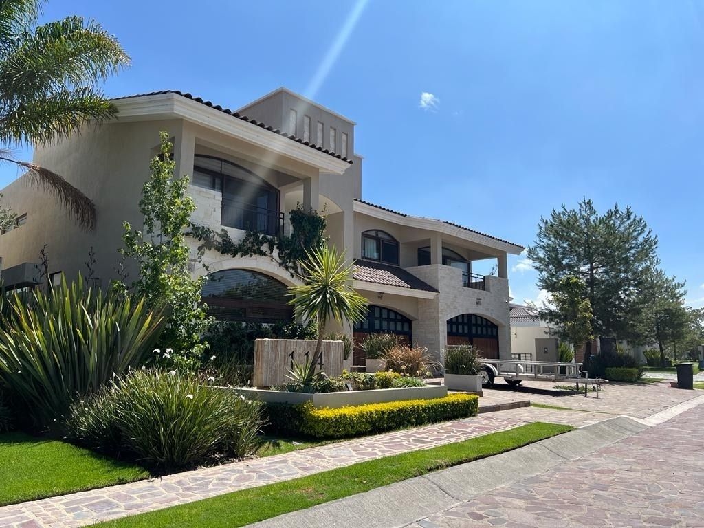 Casa en venta y renta en La Campiña del Bosque — foto 1