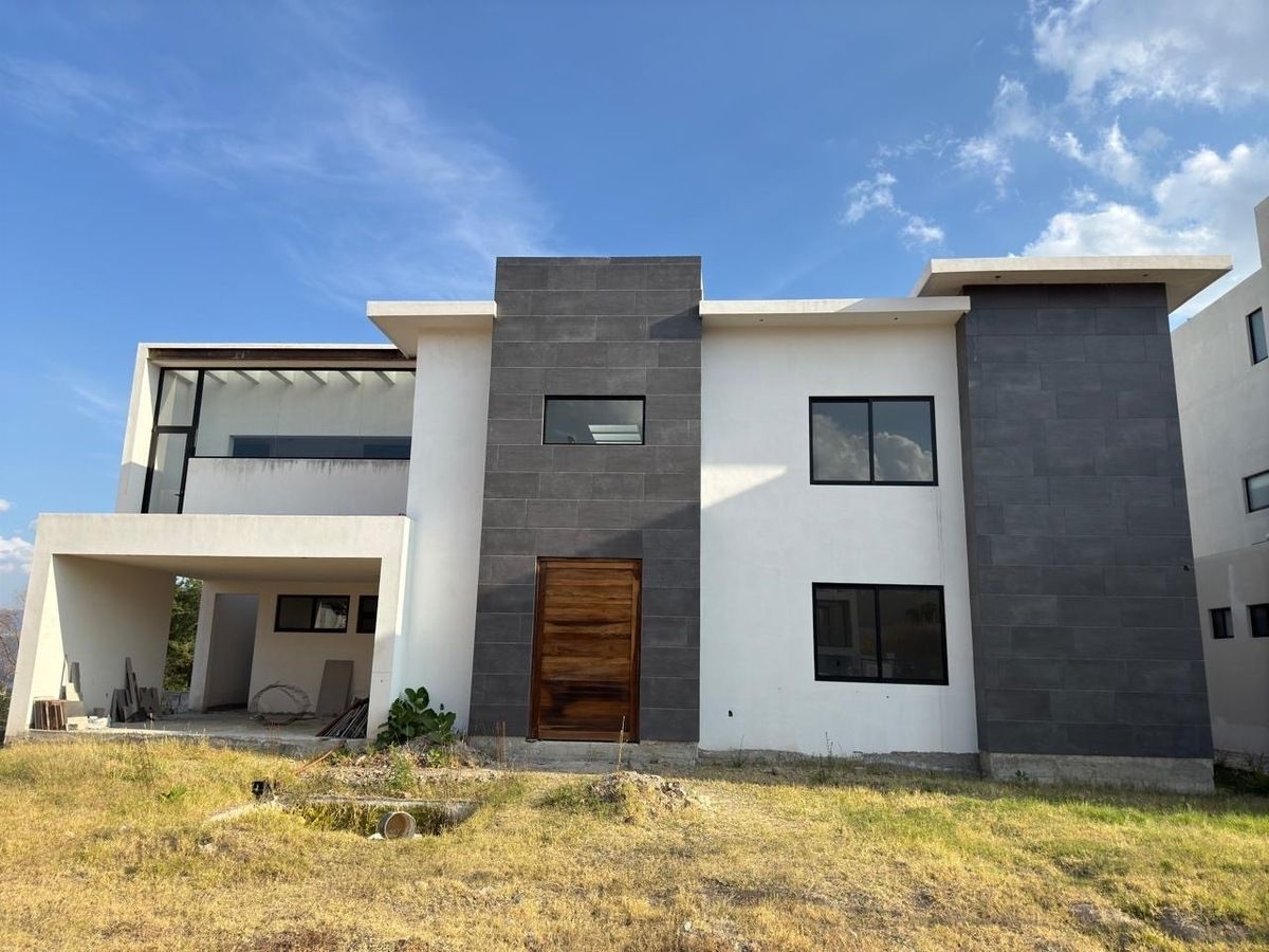 Casa en venta en Country Club Gran Jardín — foto 1