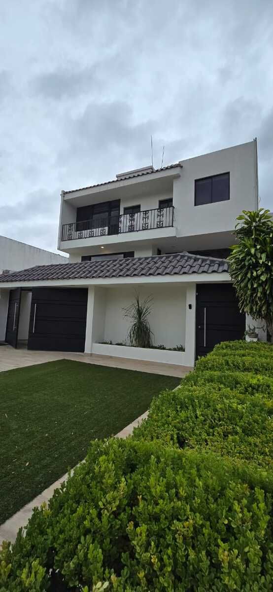 Casa en Country Club los Naranjos