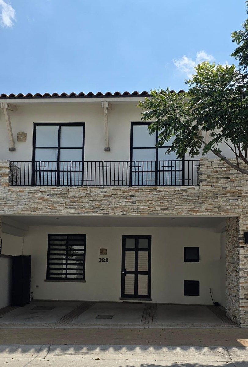 Casa en Lombardía Residencial