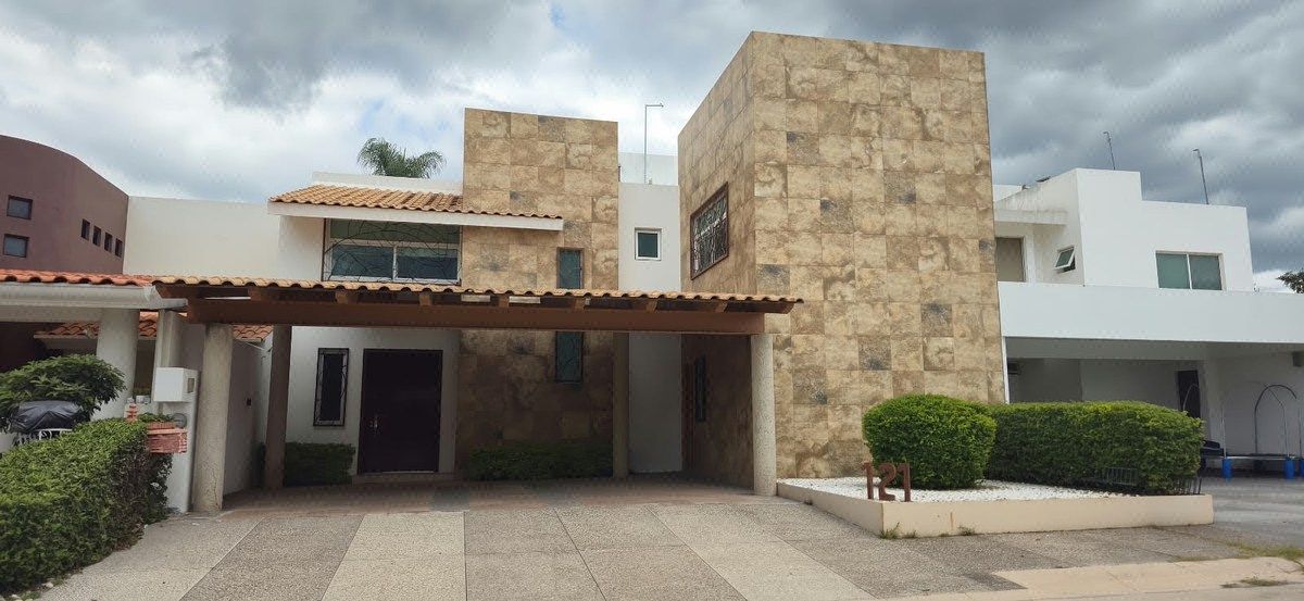 Casa en Country Club los Naranjos